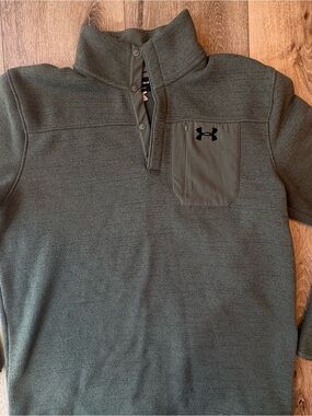 Under Armour Men’s Olive Green 1/4 snap Fall Sweater Large Mock Neck Loose Fit
